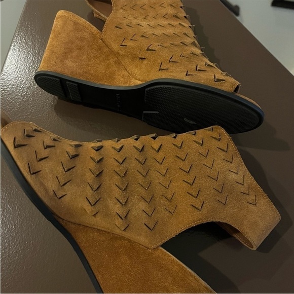 Via Spiga  wedge mules 3 1/4" Heel Size 8.5 - Picture 4 of 7